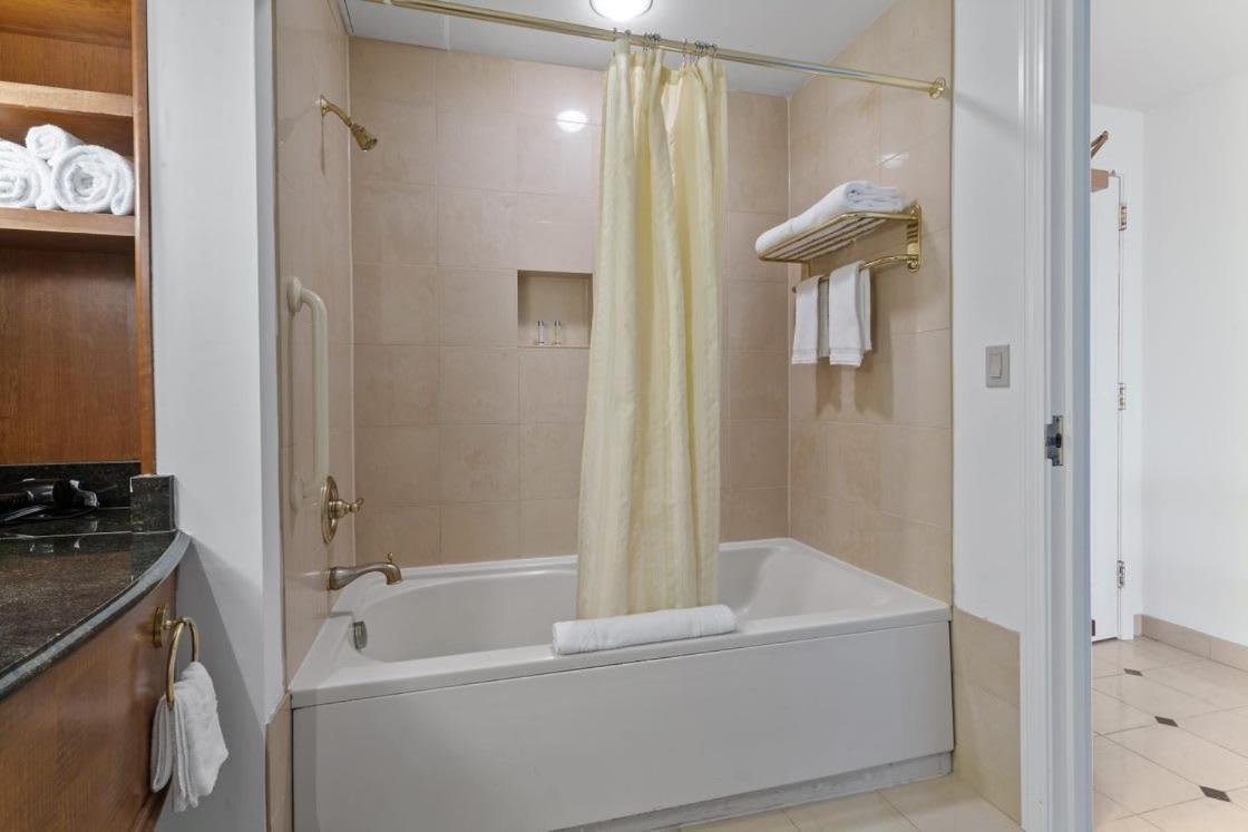 Boardwalk Cozysuites Condo W Kitchen 36 Atlantic City Buitenkant foto